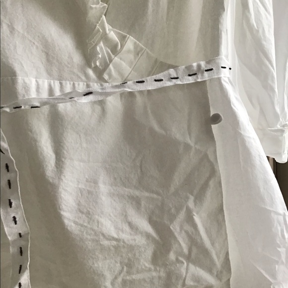 Wrap around blouse NWT - Picture 3 of 16